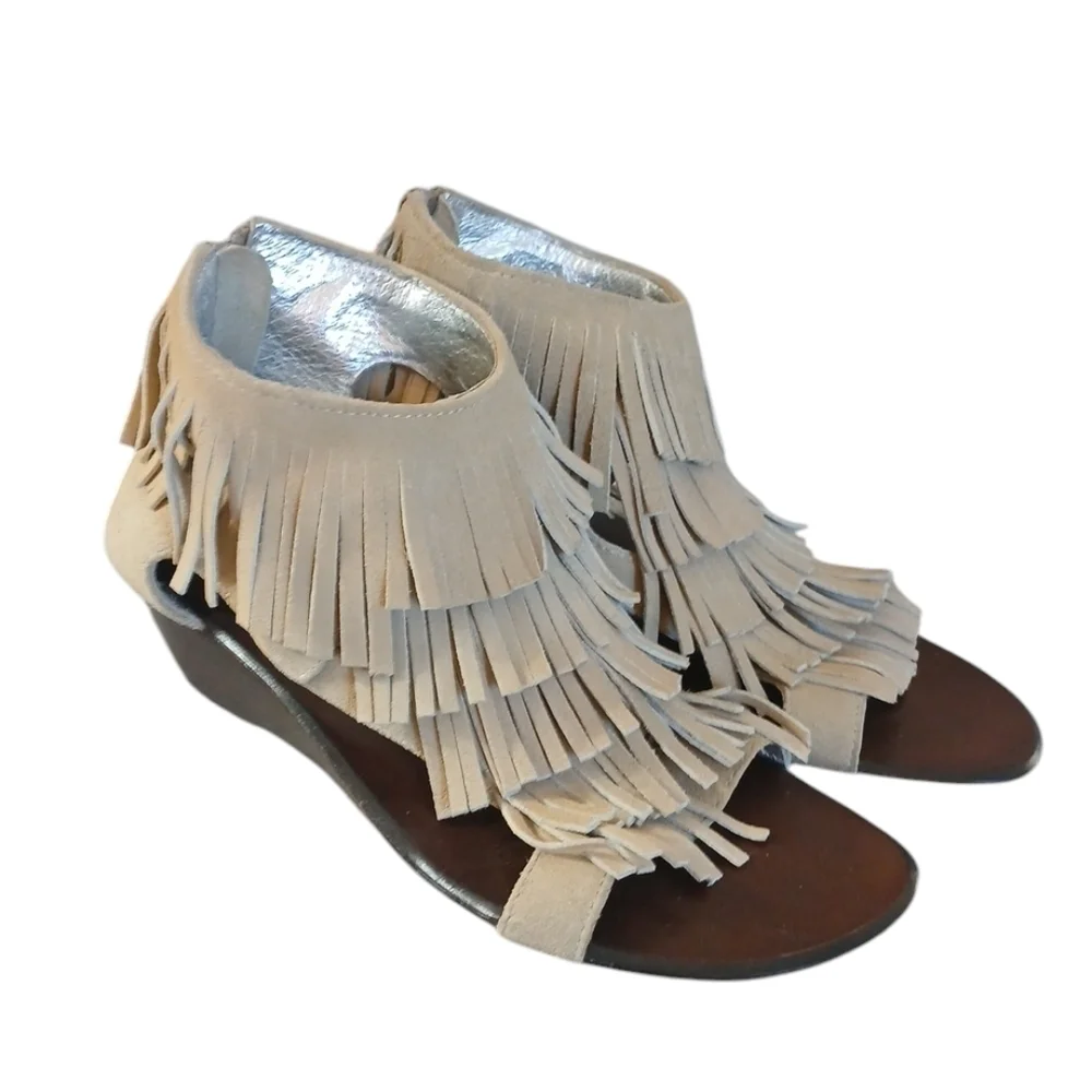Matiko Tan Fringed Wedge Sandals Suede Open Toe Women's Sandals size 7.5